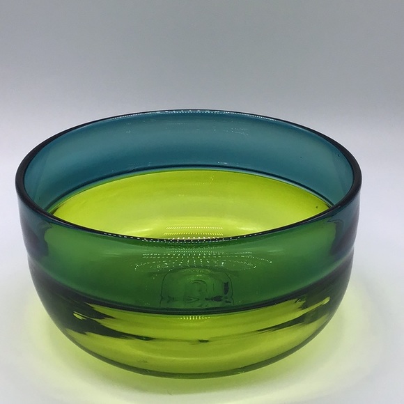Large Studio Blown Glass Bowl - Picture 1 of 4